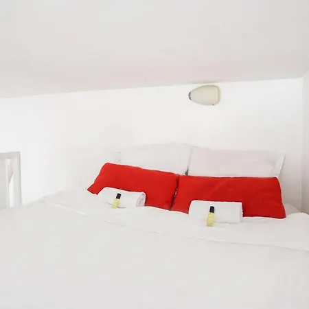 Апартаменты Guestready -- Minimalist's Dream In Bastille